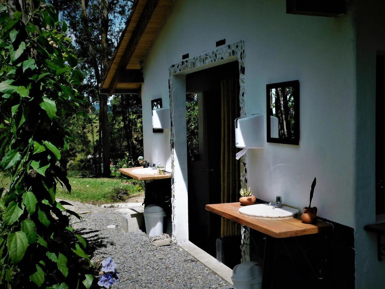 Bacoa Hostel Guatapé Exterior photo