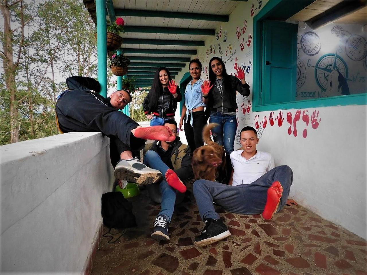 Bacoa Hostel Guatapé Exterior photo